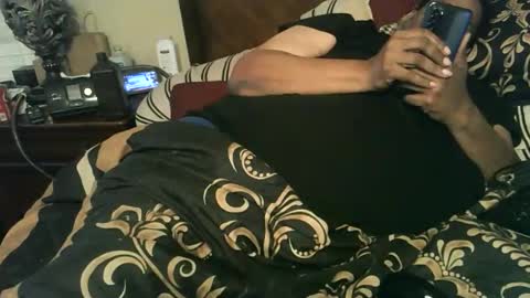 Snapshot of biggyscorpio chatting on 10-25-25, 05:59 biggyscorpio online show from 10-25-25, 05:59