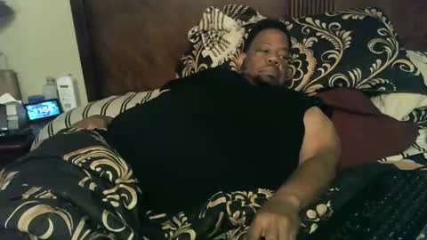 Snapshot of biggyscorpio chatting on 11-05-25, 04:56 biggyscorpio online show from 11-05-25, 04:56