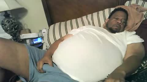 Snapshot of biggyscorpio chatting on 11-11-25, 05:07 biggyscorpio online show from 11-11-25, 05:07