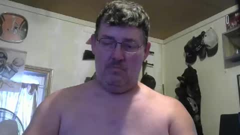 Snapshot of bigjohn41000 chatting on 09-11-25, 09:59 bigjohn41000 online show from 09-11-25, 09:59