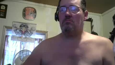 Snapshot of bigjohn41000 chatting on 10-13-25, 09:37 bigjohn41000 online show from 10-13-25, 09:37