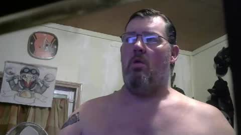 Snapshot of bigjohn41000 chatting on 11-15-25, 10:01 bigjohn41000 online show from 11-15-25, 10:01