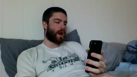 Snapshot of bigmag23 chatting on 10-31-25, 08:43 bigmag23 online show from 10-31-25, 08:43