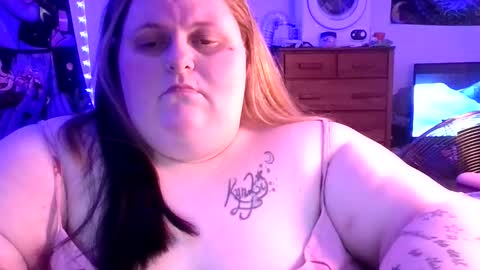 Snapshot of bigmama91 chatting on 05-06-26, 03:06 bigmama91 online show from 05-06-26, 03:06