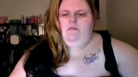 Snapshot of bigmama91 chatting on 06-19-26, 03:16 bigmama91 online show from 06-19-26, 03:16