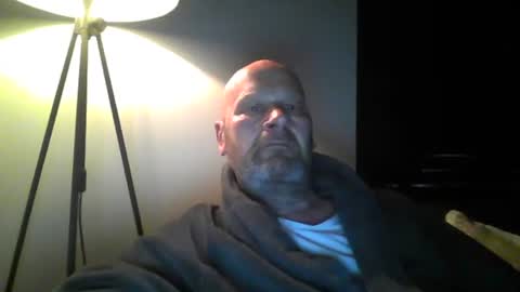 bigmike3339 online show from 02-28-25, 05:59