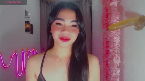 kiaaannaaaa online show from 04-17-26, 10:24