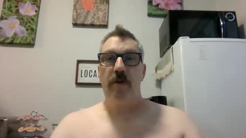 Snapshot of bignhard69_ chatting on 11-26-25, 03:46 Bignhard696 online show from 11-26-25, 03:46