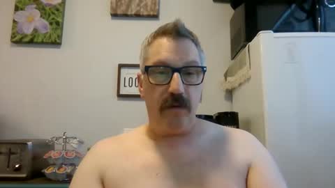 Snapshot of bignhard69_ chatting on 11-28-25, 05:48 Bignhard696 online show from 11-28-25, 05:48