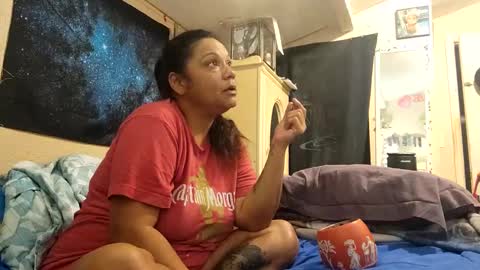 the Mini mami online show from 03-02-25, 01:05