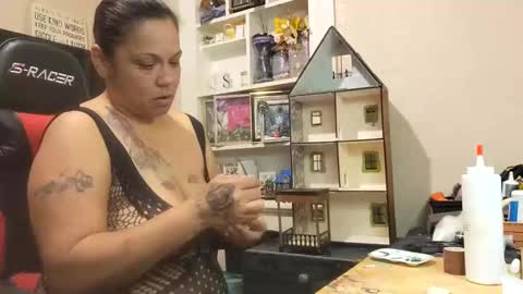 the Mini mami online show from 03-07-25, 02:15