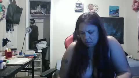 Snapshot of bigolemini chatting on 05-11-26, 04:18 the Mini mami online show from 05-11-26, 04:18