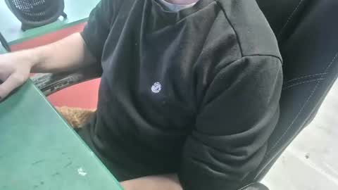 Snapshot of bigpeepdude chatting on 01-07-26, 12:29 bigpeepdude online show from 01-07-26, 12:29