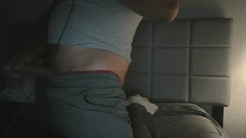 Snapshot of bigprdick101 chatting on 09-18-25, 04:14 bigprdick101 online show from 09-18-25, 04:14