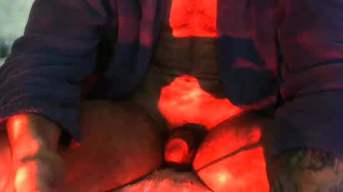 Snapshot of bigreallover chatting on 01-04-25, 12:49 ...... online show from 01-04-25, 12:49