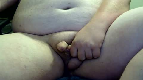 Snapshot of bigsexxy37 chatting on 07-11-26, 02:53 bigsexxy37 online show from 07-11-26, 02:53