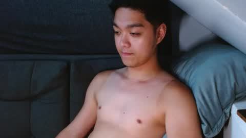 Snapshot of bigshowforyouxx chatting on 05-27-26, 06:10 Jay online show from 05-27-26, 06:10