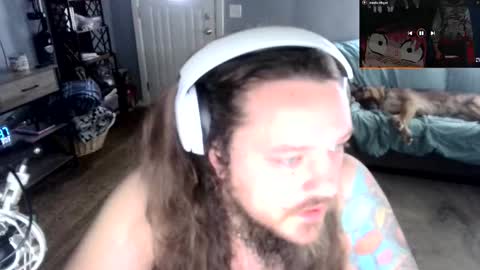 Snapshot of bigskittles4you chatting on 03-03-26, 01:39 Skittles online show from 03-03-26, 01:39