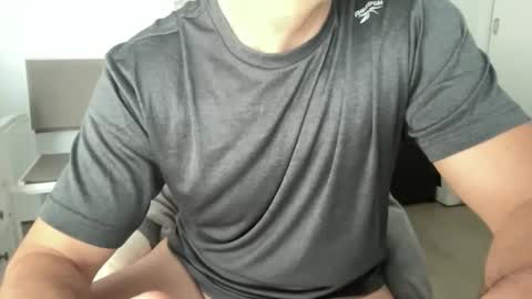 Snapshot of bigsong78 chatting on 03-15-26, 08:09 BigHardCock horny Balearic Islands online show from 03-15-26, 08:09