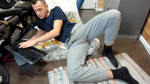 Snapshot of bigsshark chatting on 01-09-25, 09:06 bigsshark online show from 01-09-25, 09:06