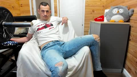 Snapshot of bigsshark chatting on 01-11-25, 08:43 bigsshark online show from 01-11-25, 08:43