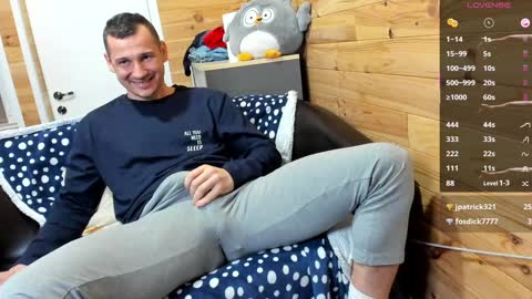 Snapshot of bigsshark chatting on 02-07-25, 06:02 bigsshark online show from 02-07-25, 06:02