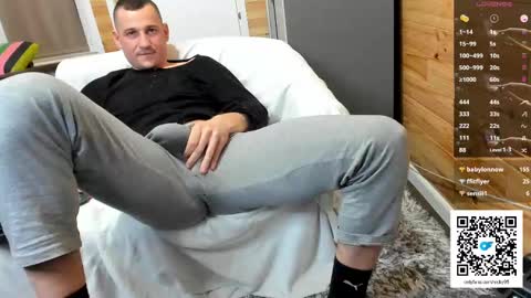 Snapshot of bigsshark chatting on 02-23-25, 09:05 bigsshark online show from 02-23-25, 09:05