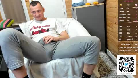 Snapshot of bigsshark chatting on 02-24-25, 09:10 bigsshark online show from 02-24-25, 09:10