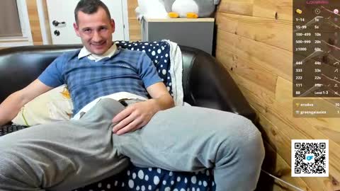 Snapshot of bigsshark chatting on 03-10-25, 06:12 bigsshark online show from 03-10-25, 06:12