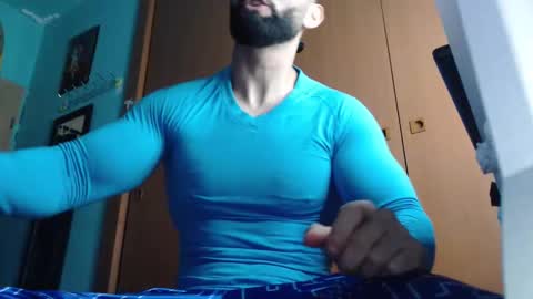 Snapshot of bigstallone chatting on 11-12-25, 11:36 BigStallion online show from 11-12-25, 11:36