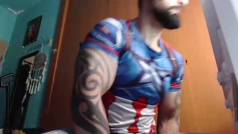 Snapshot of bigstallone chatting on 12-04-25, 11:57 BigStallion online show from 12-04-25, 11:57