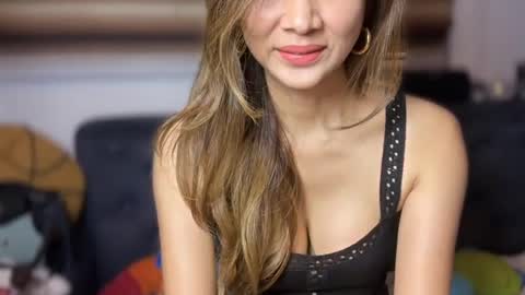 Yna     online show from 06-12-26, 07:35