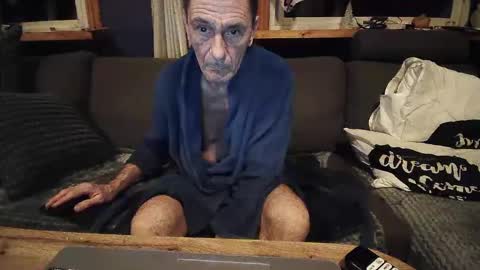 Snapshot of bigswe1 chatting on 01-14-25, 02:08 bigswe1 online show from 01-14-25, 02:08