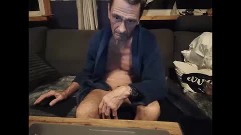 Snapshot of bigswe1 chatting on 01-21-25, 02:22 bigswe1 online show from 01-21-25, 02:22