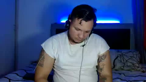 MANUEL online show from 06-18-26, 06:24