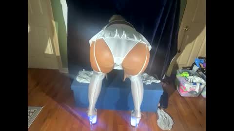 Snapshot of bigtits5371 chatting on 09-20-25, 01:56 bigtits5371 online show from 09-20-25, 01:56