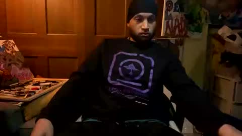 Snapshot of bigwalkdog12 chatting on 01-10-25, 03:29 Floppyphallus online show from 01-10-25, 03:29