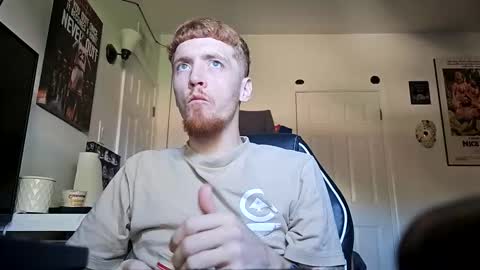 Snapshot of bigwhited2115 chatting on 10-26-25, 09:10 Onlyfans redheadedwhitedick online show from 10-26-25, 09:10