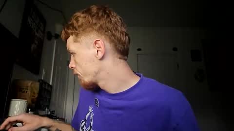 Snapshot of bigwhited2115 chatting on 10-29-25, 12:35 Onlyfans redheadedwhitedick online show from 10-29-25, 12:35