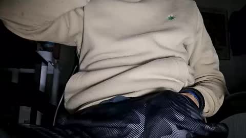 Snapshot of bigwhited2115 chatting on 11-19-25, 08:42 Onlyfans redheadedwhitedick online show from 11-19-25, 08:42