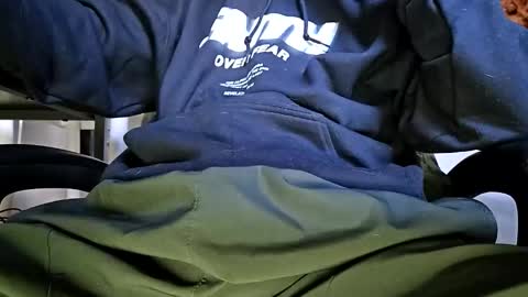 Snapshot of bigwhited2115 chatting on 12-04-25, 09:01 Onlyfans redheadedwhitedick online show from 12-04-25, 09:01