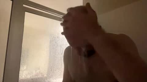 Snapshot of bigwilly4you87 chatting on 06-11-26, 06:00 bigwilly4you87 online show from 06-11-26, 06:00