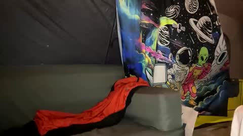 bigxredlive online show from 10-21-25, 06:47