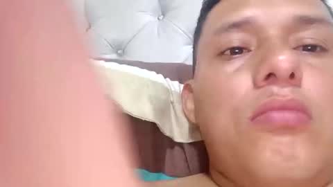 Snapshot of biigmenn chatting on 10-21-25, 04:35 biigmenn online show from 10-21-25, 04:35