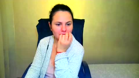 DOM NIKA online show from 02-25-25, 10:50