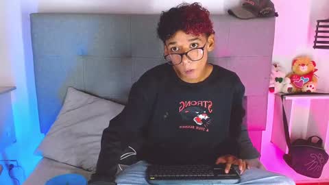 Snapshot of billie_turner_ chatting on 09-30-25, 03:11 B-I-L-L-I-E 3 online show from 09-30-25, 03:11