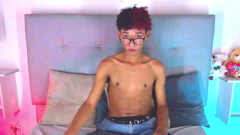 Snapshot of billie_turner_ chatting on 10-05-25, 04:11 B-I-L-L-I-E 3 online show from 10-05-25, 04:11