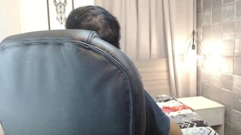 Snapshot of billiejean18 chatting on 07-10-26, 01:36 Billie Jean online show from 07-10-26, 01:36