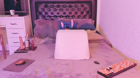 Billie Simons online show from 03-31-26, 05:46