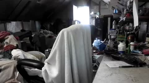 Snapshot of billmenow141 chatting on 06-11-26, 02:59 billmenow141 online show from 06-11-26, 02:59